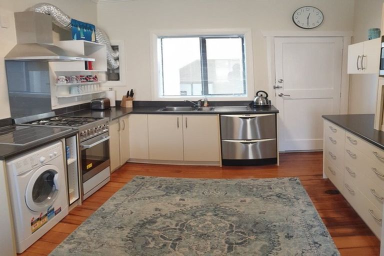 Photo of property in 69 Hutt Road, Petone, Lower Hutt, 5012