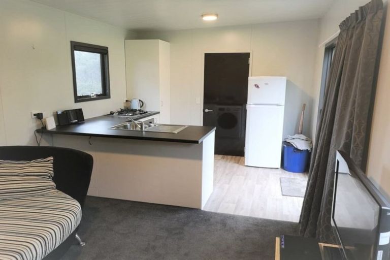 Photo of property in 81 Kauri Grove, Coromandel, 3506