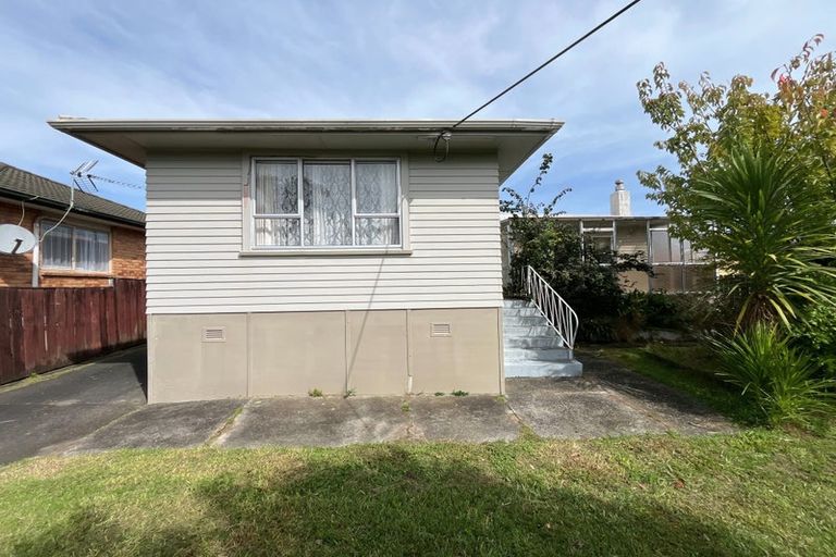 Photo of property in 35 Glenorchy Street, Glen Eden, Auckland, 0602