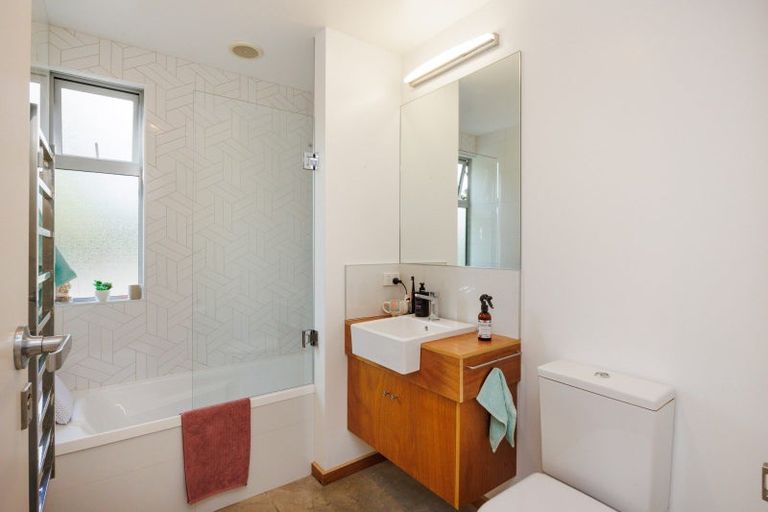 Photo of property in 849b Makerua Road, Tokomaru, Palmerston North, 4474