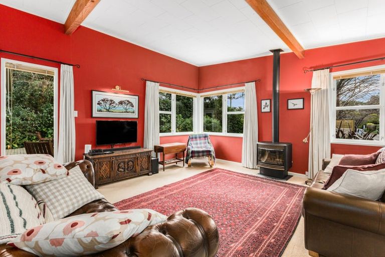 Photo of property in 20 Kohekohe Road, Waikanae, 5036