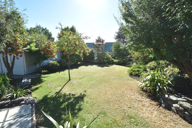 Photo of property in 19 Hallewell Road, Twizel, 7901