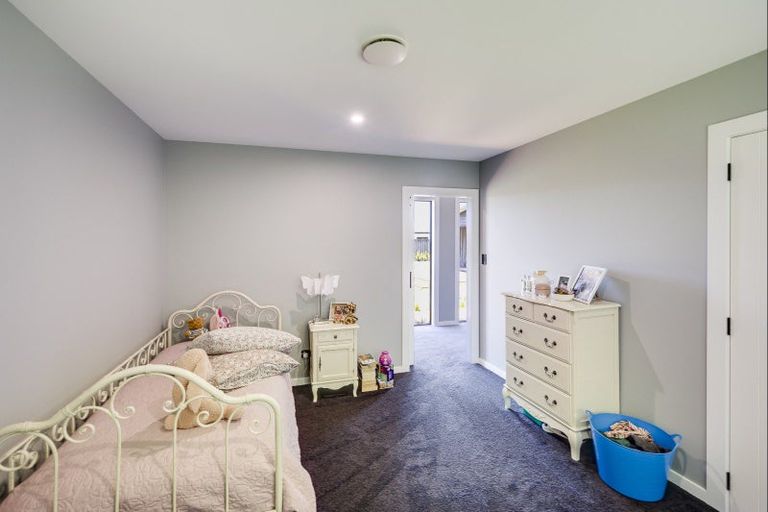 Photo of property in 68 Mcelwee Street, Jervoistown, Napier, 4112