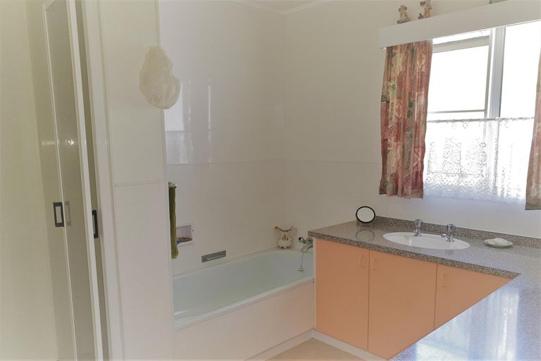 Photo of property in 82 Waterfront Drive, Mangonui, 0420