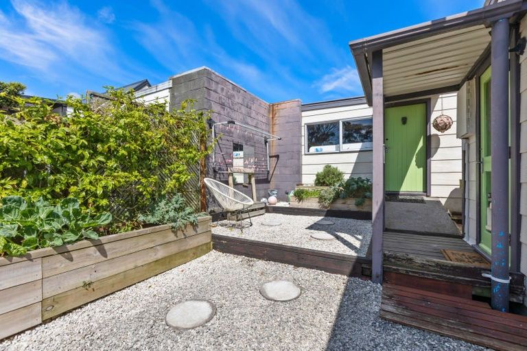 Photo of property in 18 Antonia Place, Bell Block, New Plymouth, 4312