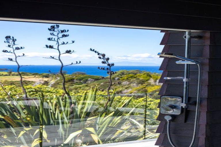 Photo of property in 28 Matheson Bush Road, Leigh, 0985