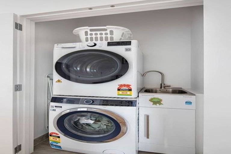 Photo of property in 23 Paeroa Street, Newtown, Wellington, 6021