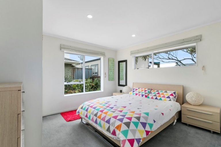 Photo of property in 2a Oriental Street, Petone, Lower Hutt, 5012