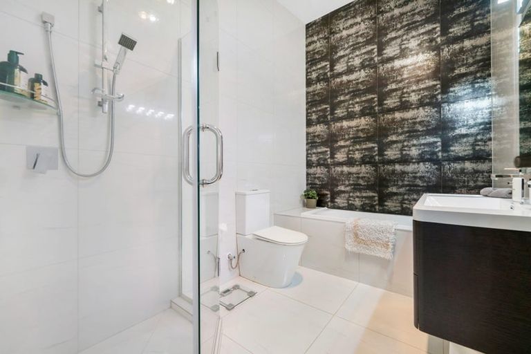 Photo of property in 189a Edmonton Road, Te Atatu South, Auckland, 0610