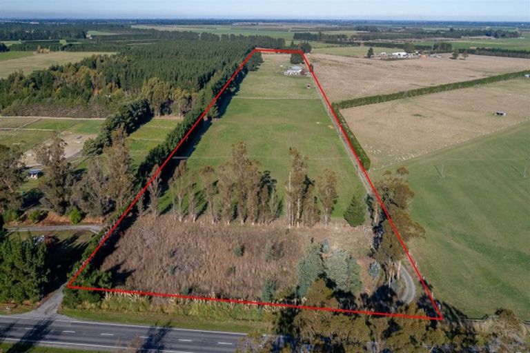 Photo of property in 1845 West Coast Road, Kirwee, Christchurch, 7671