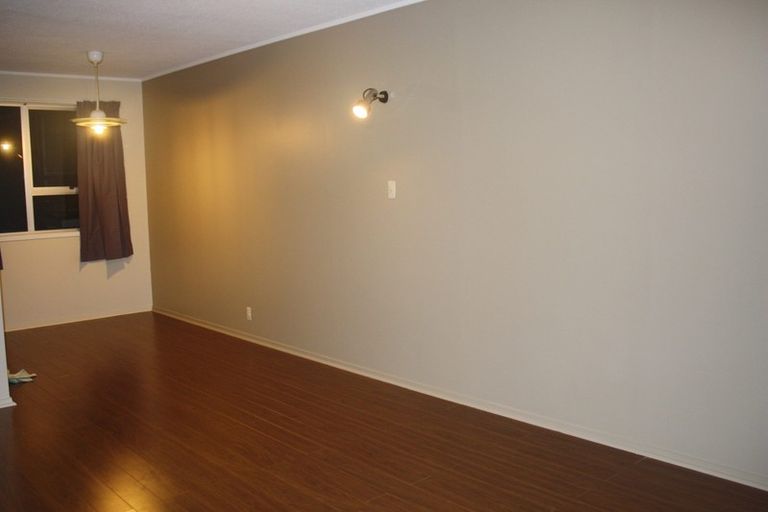 Photo of property in 6/48 Mcleod Road, Henderson, Auckland, 0612