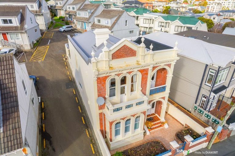 Photo of property in 46 Roxburgh Street, Mount Victoria, Wellington, 6011