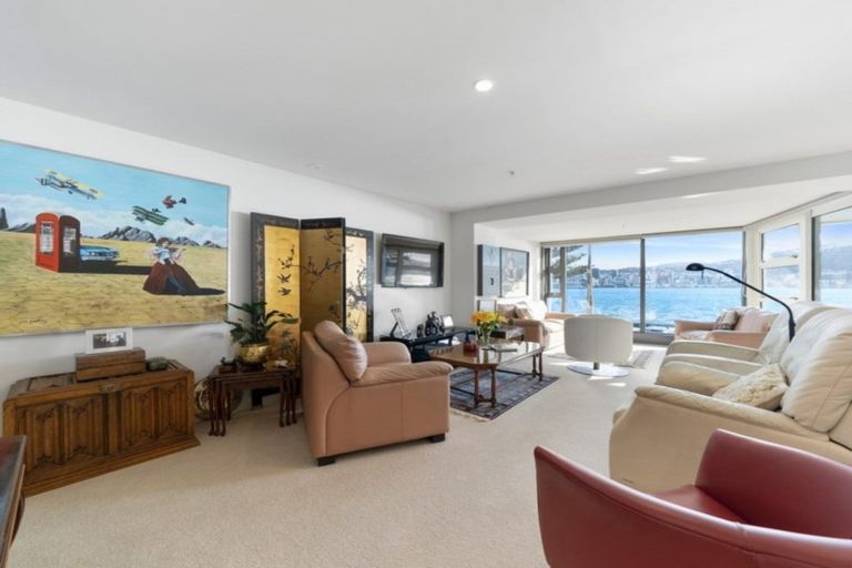 Photo of property in 1/318 Oriental Parade, Oriental Bay, Wellington, 6011
