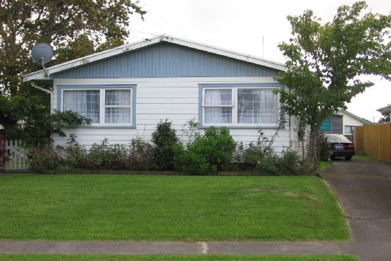 Photo of property in 17 Aurea Avenue, Pakuranga, Auckland, 2010