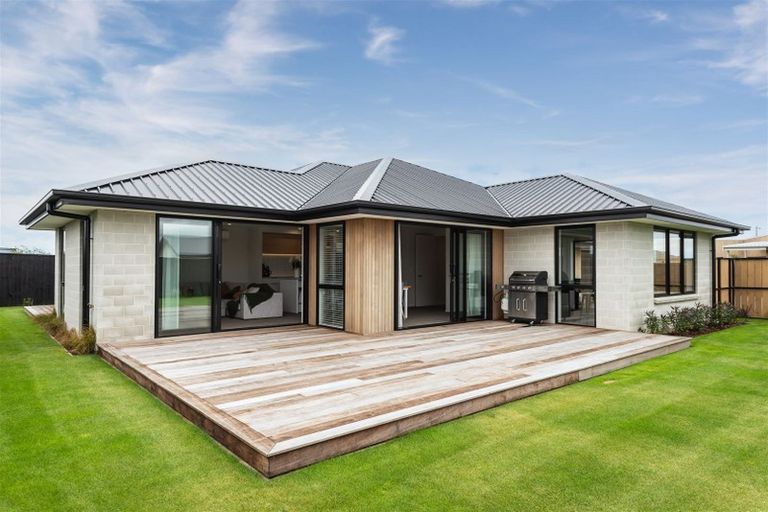 Photo of property in 10 Kestrel Street, Rolleston, 7615