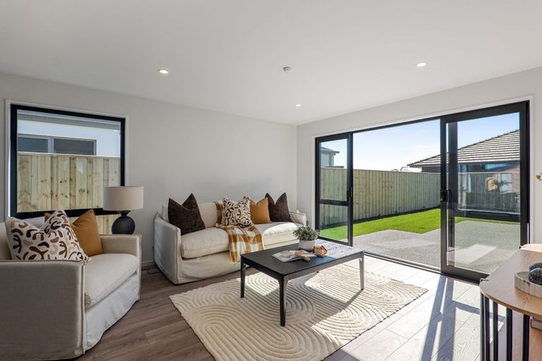 Photo of property in 39 Derbridge Street, Woodend, 7610