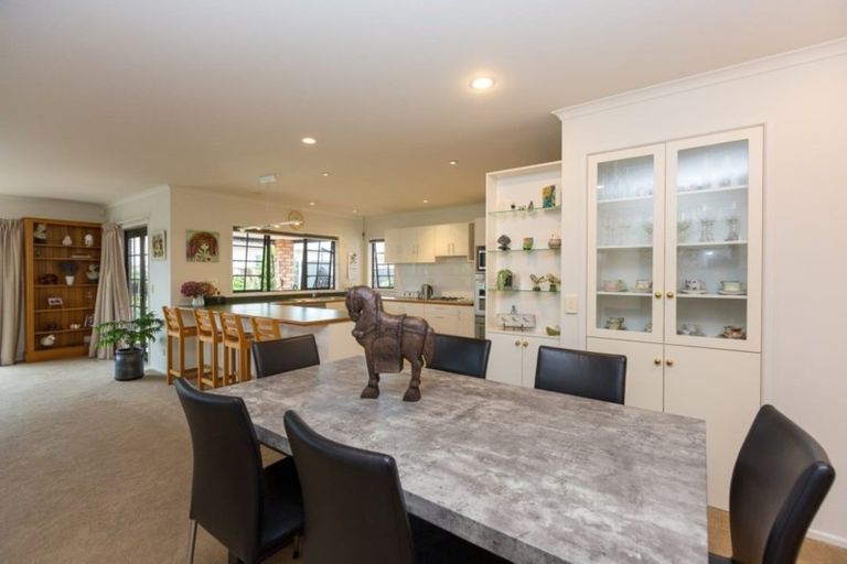 Photo of property in 197 Carrington Street, Lower Vogeltown, New Plymouth, 4310