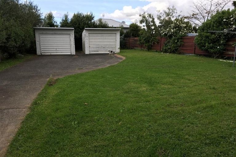 Photo of property in 26 Evelyn Place, Hillcrest, Auckland, 0627