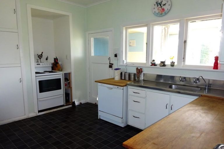Photo of property in 119 Seabury Avenue, Foxton Beach, Foxton, 4815