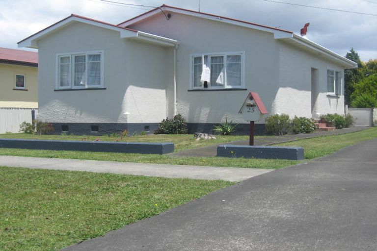 Photo of property in 25 Field Street, Aramoho, Whanganui, 4500