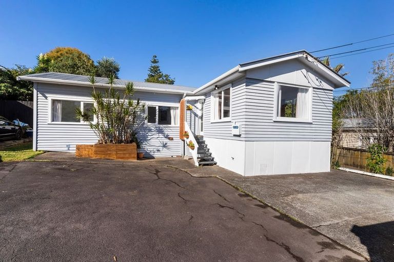 Photo of property in 26 Glendon Avenue, Avondale, Auckland, 1026