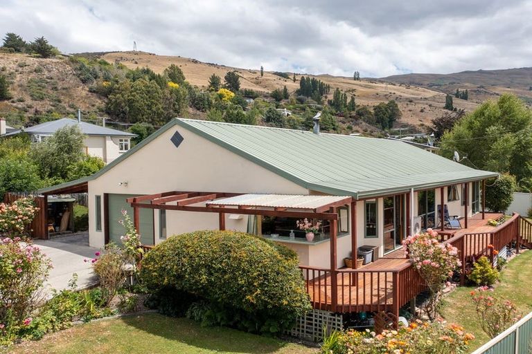 Photo of property in 1a Tweed Street, Roxburgh, 9500