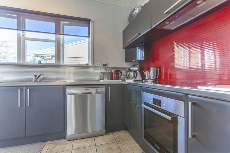 Photo of property in 205 Tudor Avenue, Mayfair, Hastings, 4122