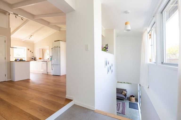 Photo of property in 6 Seatoun Avenue, Leigh, Warkworth, 0985