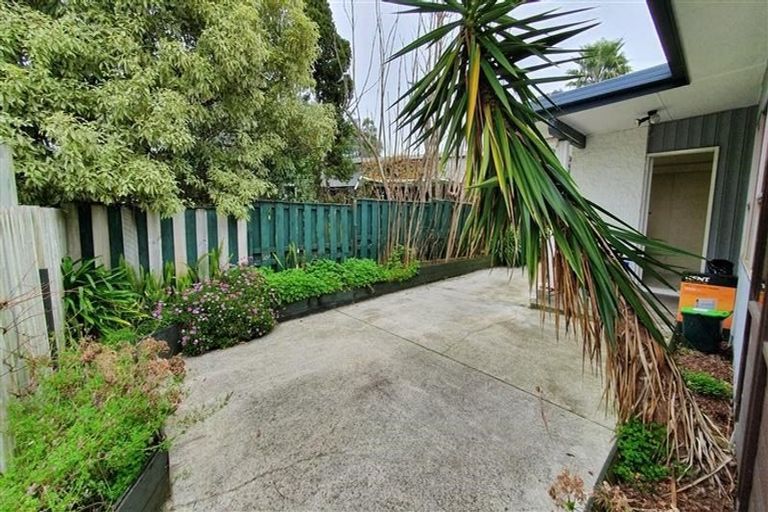 Photo of property in 12 Joyce Street, Pahurehure, Papakura, 2113