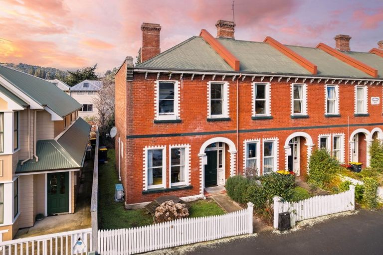 Photo of property in 1056 George Street, North Dunedin, Dunedin, 9016