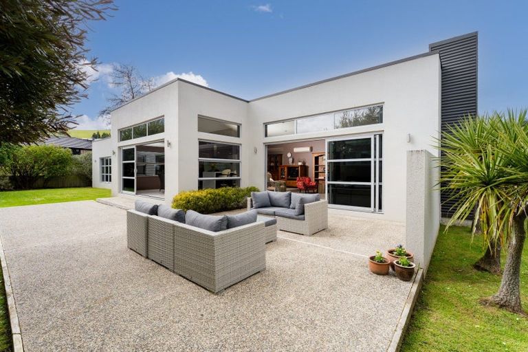 Photo of property in 39 Woodland Avenue, Mosgiel, 9024