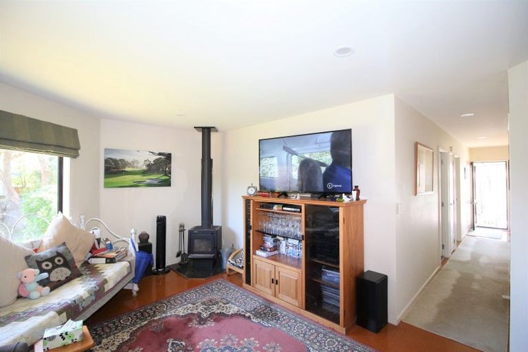 Photo of property in 111 Pinewood Court, Matarangi, Whitianga, 3592