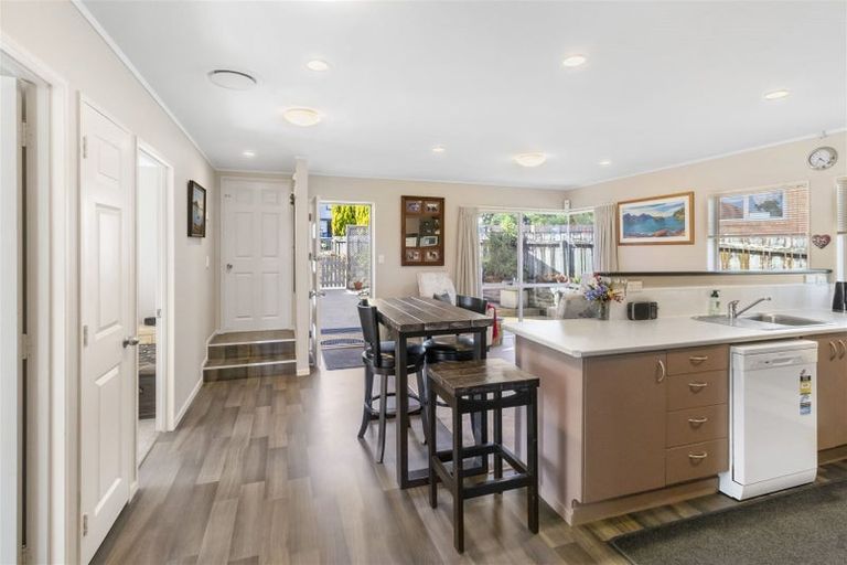 Photo of property in 4 Howards Way, Te Kamo, Whangarei, 0112