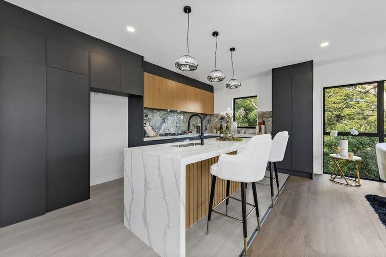 Photo of property in 14 Hughs Way, Flat Bush, Auckland, 2019