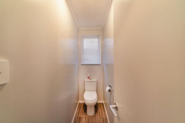 Photo of property in 2/12 Palmers Road, Clendon Park, Auckland, 2103