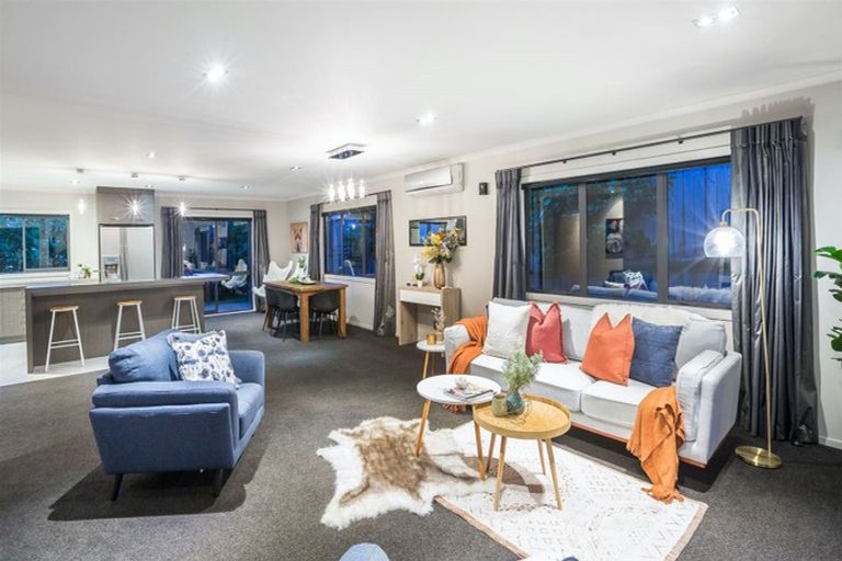 Photo of property in 16 Nelson Avenue, Aotea, Porirua, 5024