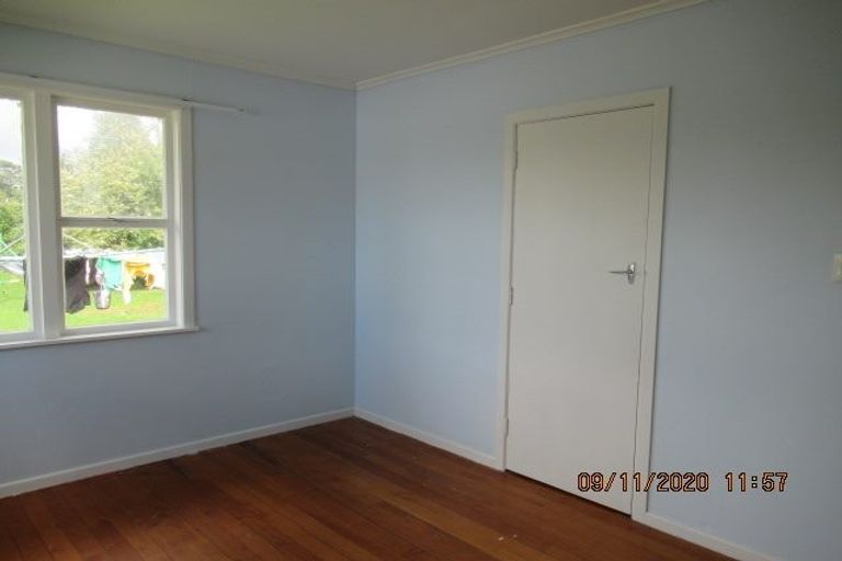 Photo of property in 382 West Coast Road, Glen Eden, Auckland, 0602