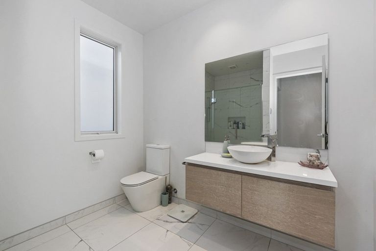 Photo of property in 33 Roy Hilton Drive, Flagstaff, Hamilton, 3210