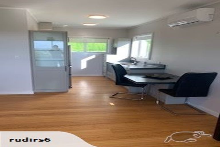 Photo of property in 186 Gervin Road, Wainui, Silverdale, 0992