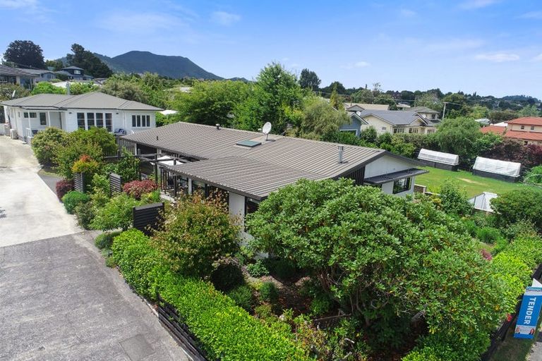 Photo of property in 2/14 Mere Road, Taupo, 3330