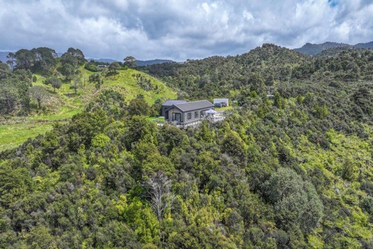 Photo of property in 13 Kaipapaka Row, Te Rerenga, Coromandel, 3582