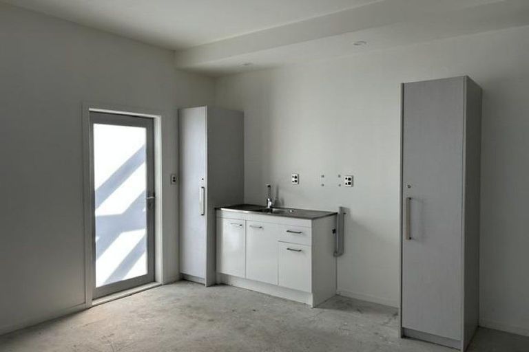 Photo of property in 12 Matariki Street, Omaha, 0986