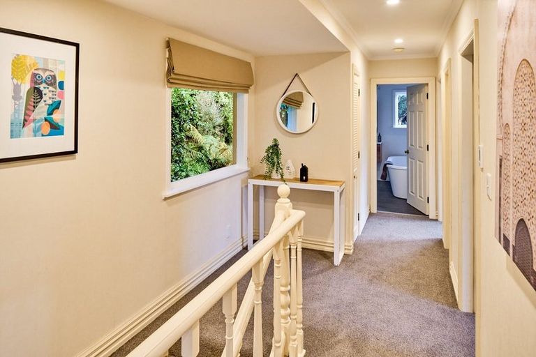 Photo of property in 13 Ramsey Place, Karori, Wellington, 6012