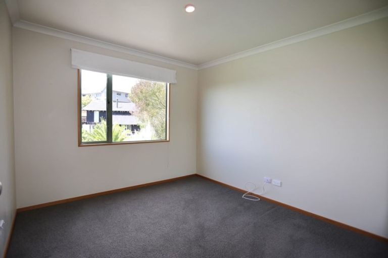 Photo of property in 36a Whareora Terrace, Cashmere, Christchurch, 8022