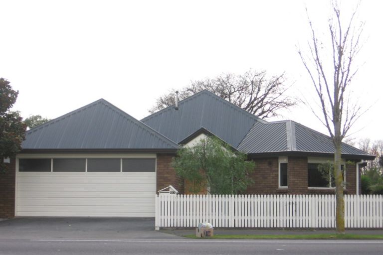 Photo of property in 445 College Street, Hokowhitu, Palmerston North, 4410