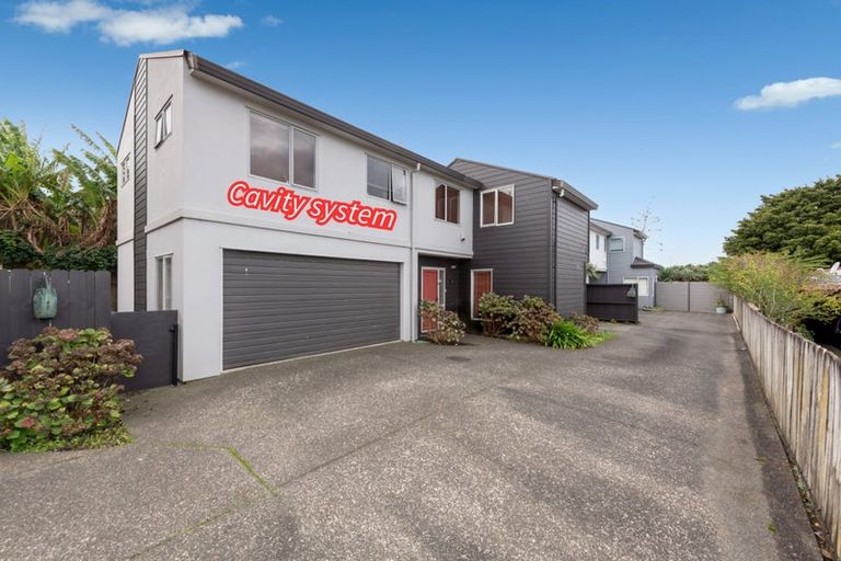 Photo of property in 2b Hall Avenue, Mangere, Auckland, 2022