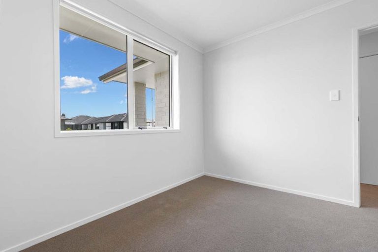 Photo of property in 4 Pioneer Crescent, Omokoroa, 3114