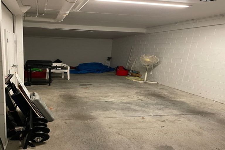 Photo of property in 303 Murphys Road, Flat Bush, Auckland, 2019