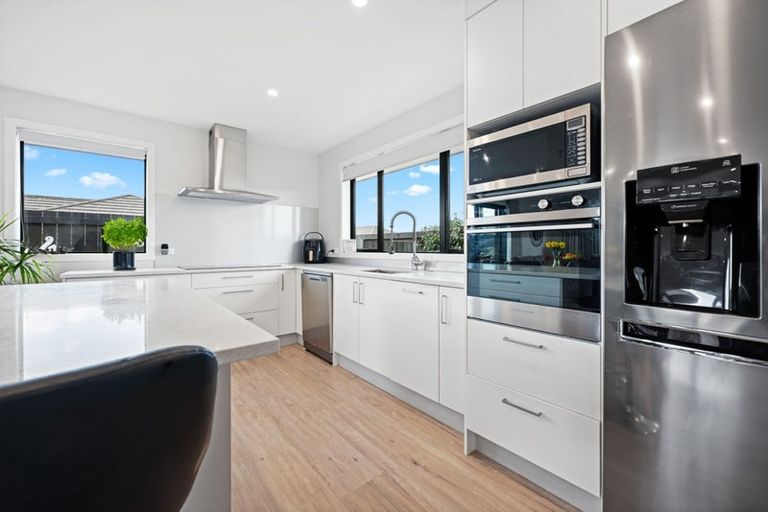 Photo of property in 63 Ladeira Place, Fitzroy, Hamilton, 3206