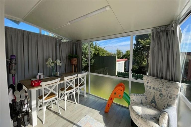 Photo of property in 15a Collie Street, Hillpark, Auckland, 2102